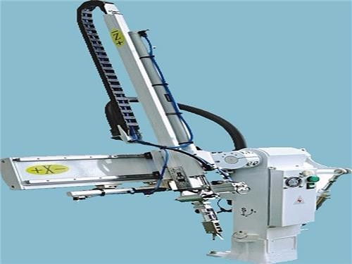 圖 二手雙色注塑機斜臂式機械手回收,二手伺服節(jié)能注塑機回收 深圳舊貨回收